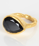 Fingerring forgyldt Sterling sølv med sort Onyx.